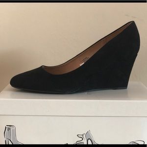 New, Do not Round Toe Wedge Pumps, Size 11